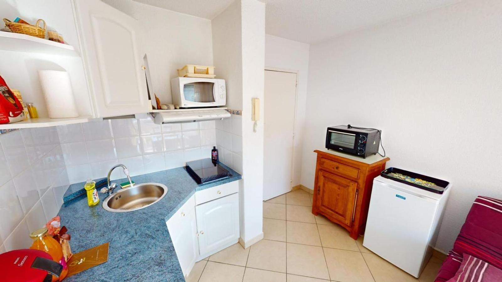 T2 Clim Avec Terrasse Et Place De Parking Privative Balaruc-les-Bains Exterior foto